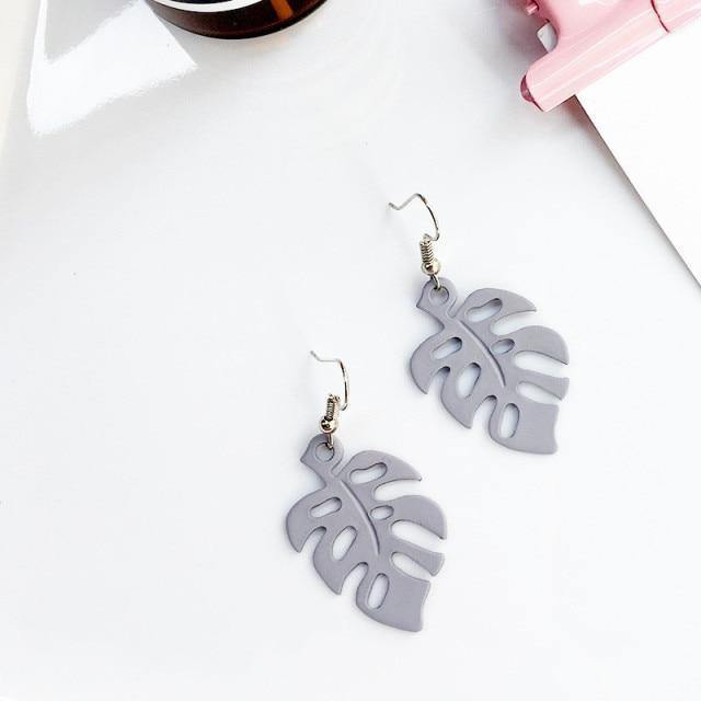 Monstera Leaf Drop Earrings Grey | Sage & Sill