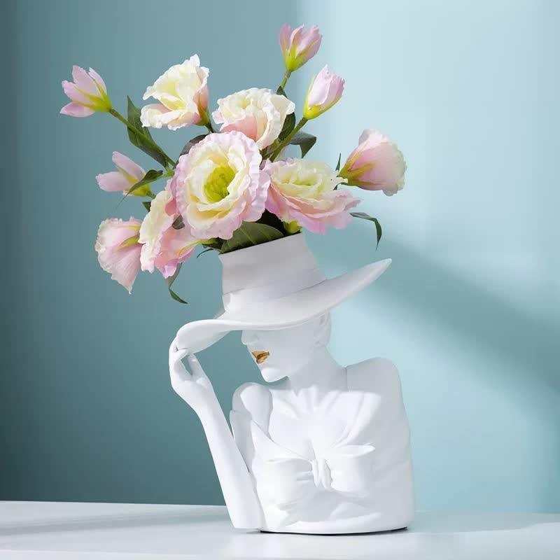 Lady Hat Vase White (A) | Sage & Sill